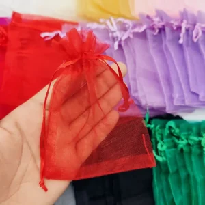 کیسه حریر قرمز