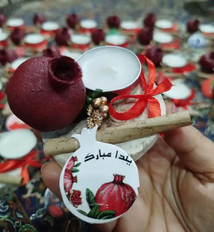 گیفت یلدا با پرچم گل - عکس ۲