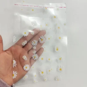 سلفون طرح بابونه سایز 13/5 در 16سانت (100گرم)